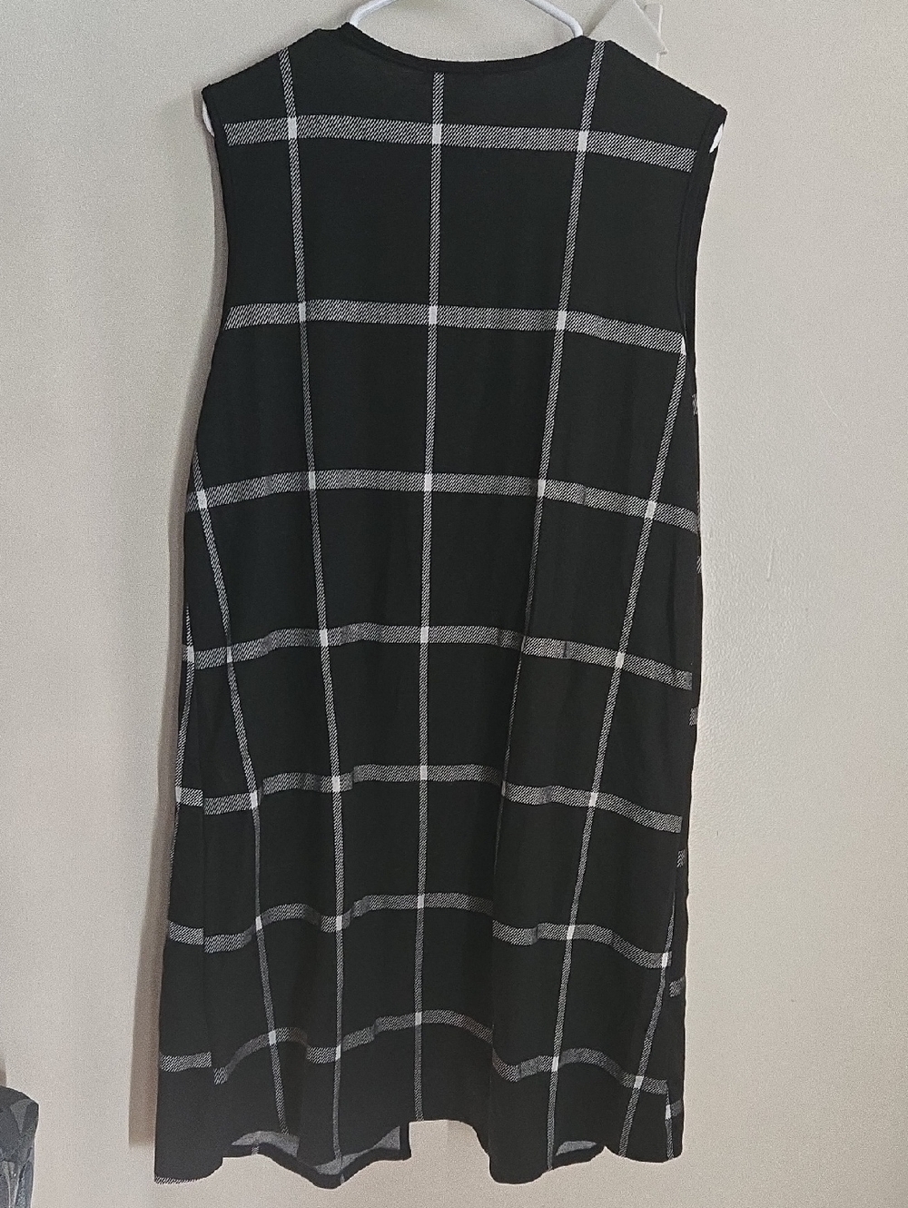 Olivia Blu sleeveless open-front plaid long vest Cardigan - Picture 6 of 6